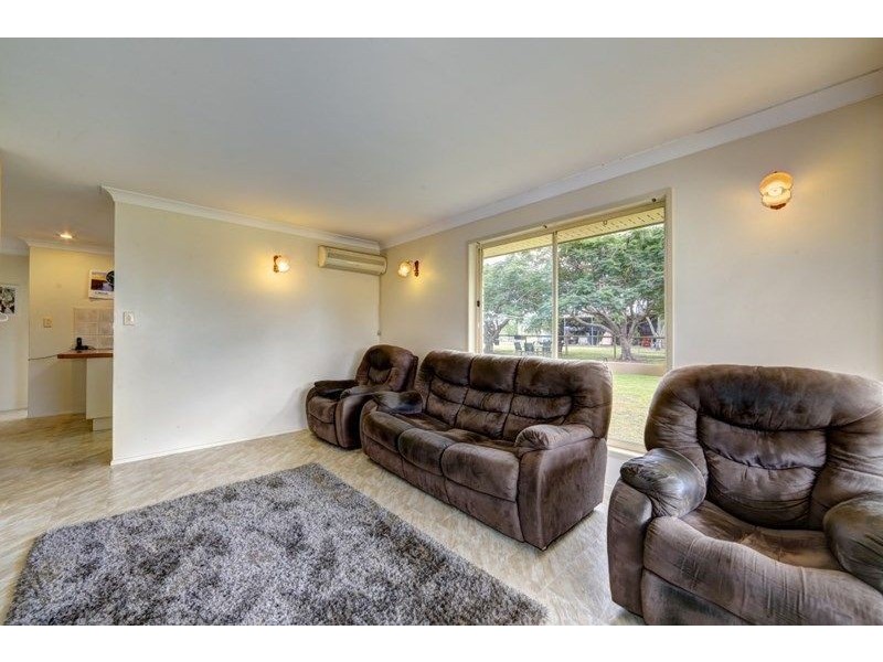 194 Kalbar Rd, South Kolan QLD 4670