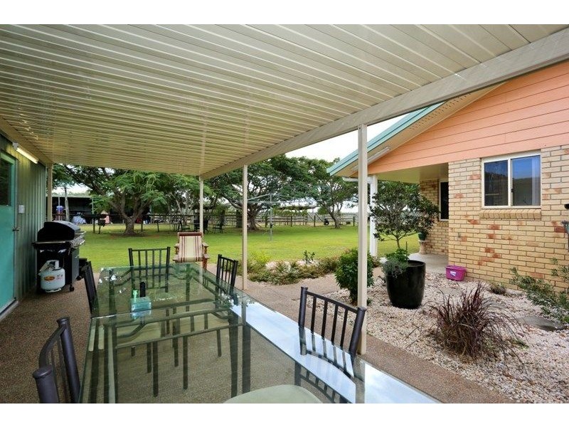 194 Kalbar Rd, South Kolan QLD 4670