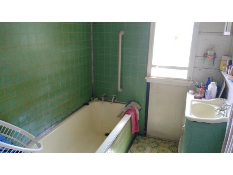 123 Elliott Heads Road, Kepnock QLD 4670