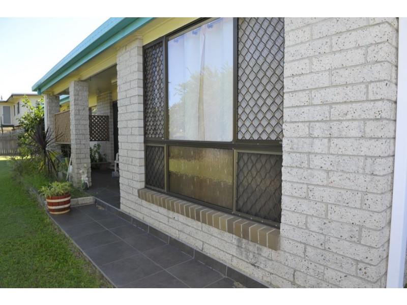 27 OLSEN STREET, Bundaberg East QLD 4670