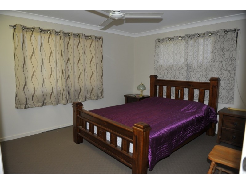 27 OLSEN STREET, Bundaberg East QLD 4670