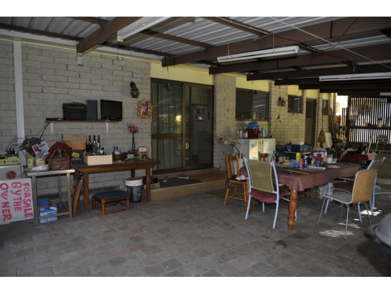 27 OLSEN STREET, Bundaberg East QLD 4670