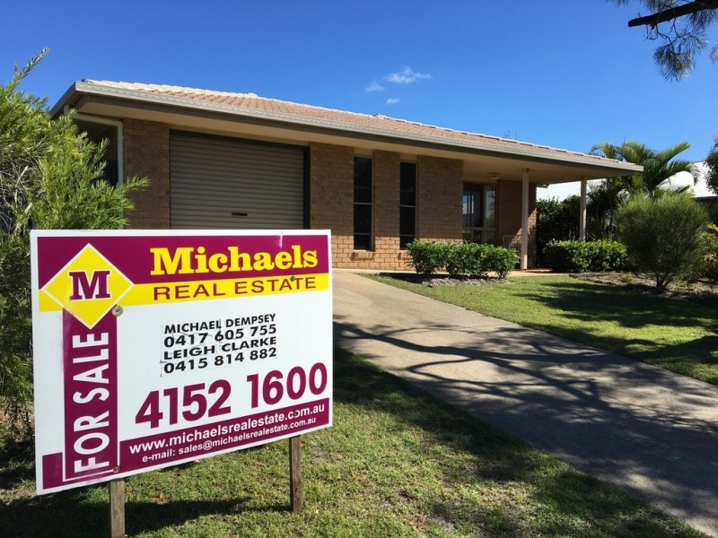 4 Lorikeet Avenue, Woodgate QLD 4660