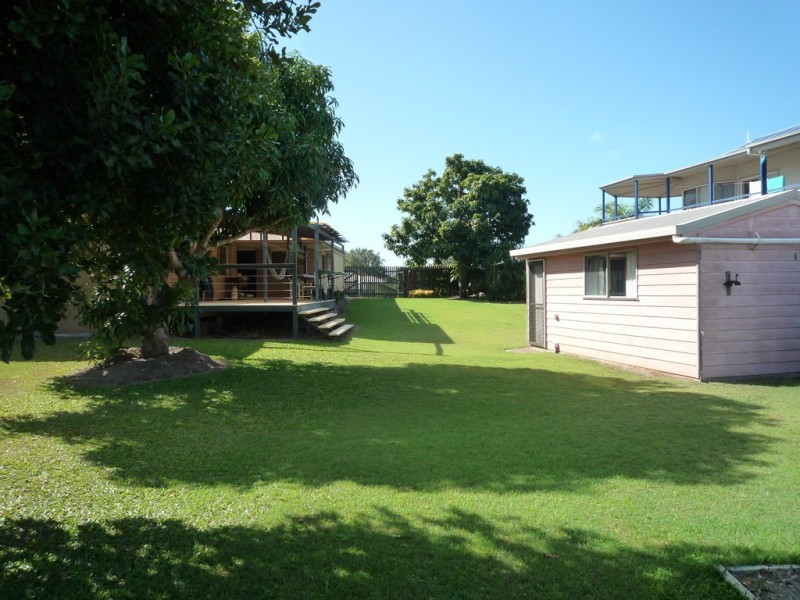 4 Lorikeet Avenue, Woodgate QLD 4660