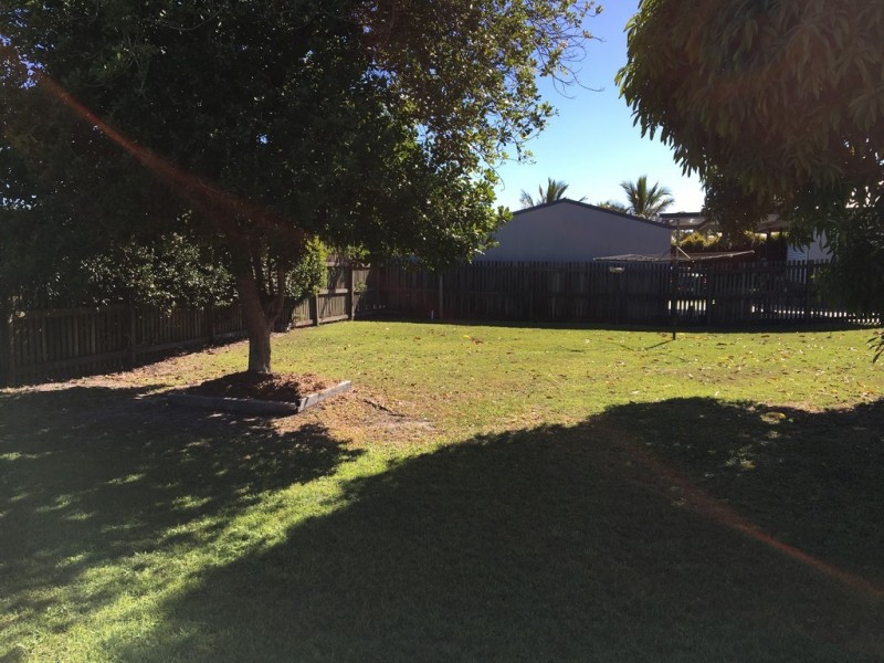 4 Lorikeet Avenue, Woodgate QLD 4660