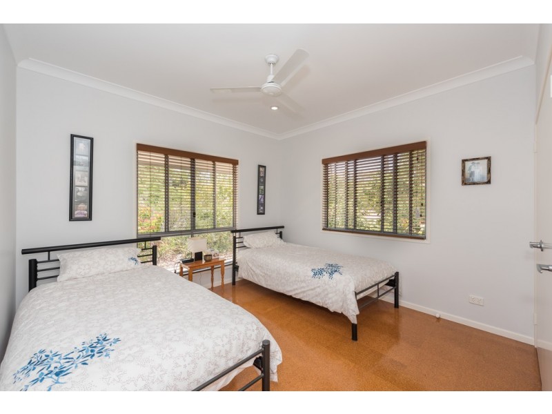 127 Malvern Drive, Moore Park Beach QLD 4670