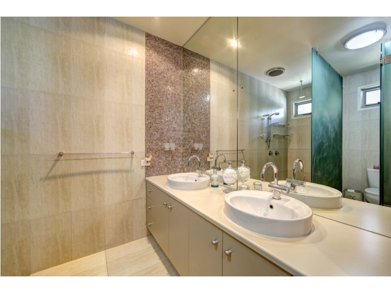 28 Kingfisher Crescent, Moore Park Beach QLD 4670