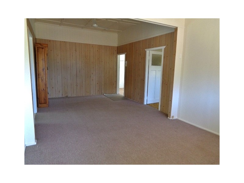 50 Mount Perry Road, Bundaberg North QLD 4670