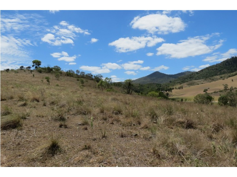 15 Scrub Road, Mount Perry QLD 4671