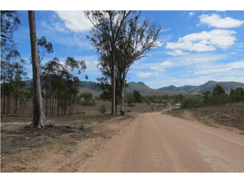 48 Swindon Road, Mount Perry QLD 4671