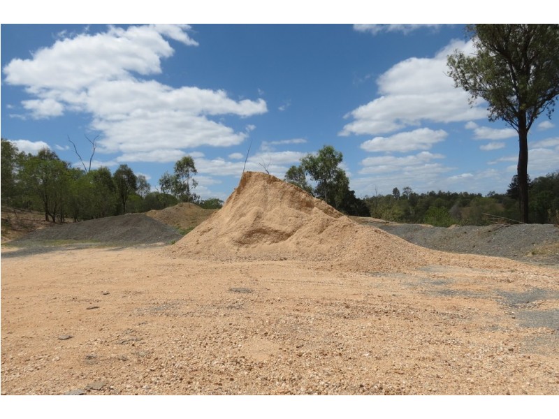 48 Swindon Road, Mount Perry QLD 4671
