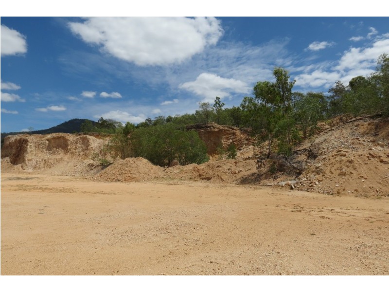 48 Swindon Road, Mount Perry QLD 4671