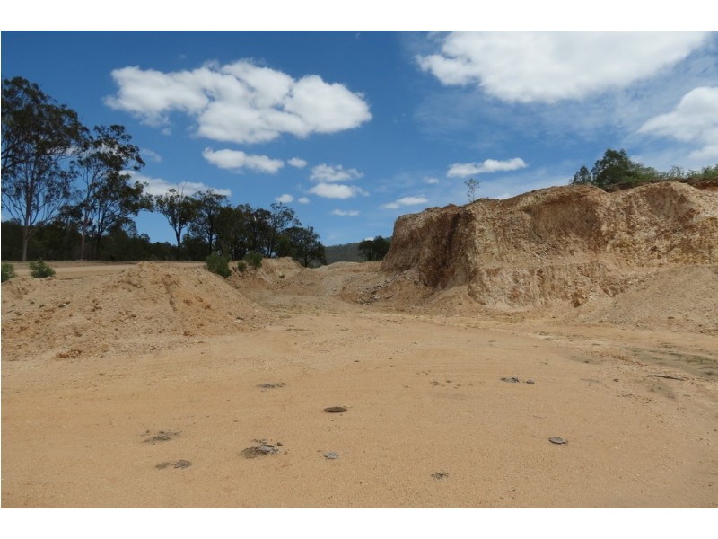 48 Swindon Road, Mount Perry QLD 4671