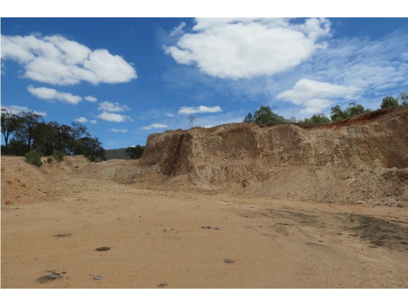 48 Swindon Road, Mount Perry QLD 4671