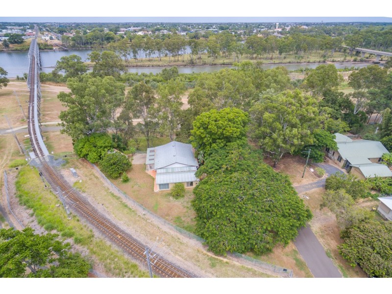 2 Kolan Street, Bundaberg North QLD 4670