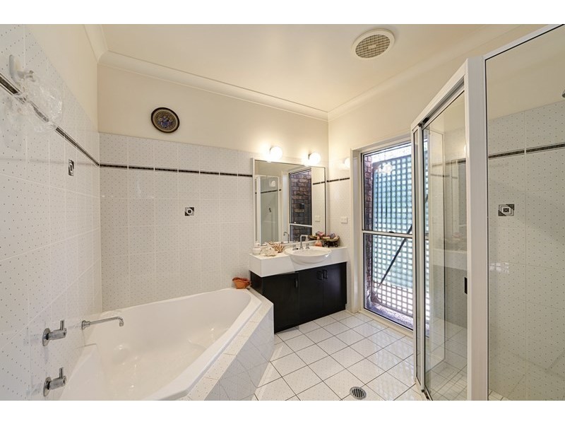 4 Bellwood Lane, Millbank QLD 4670