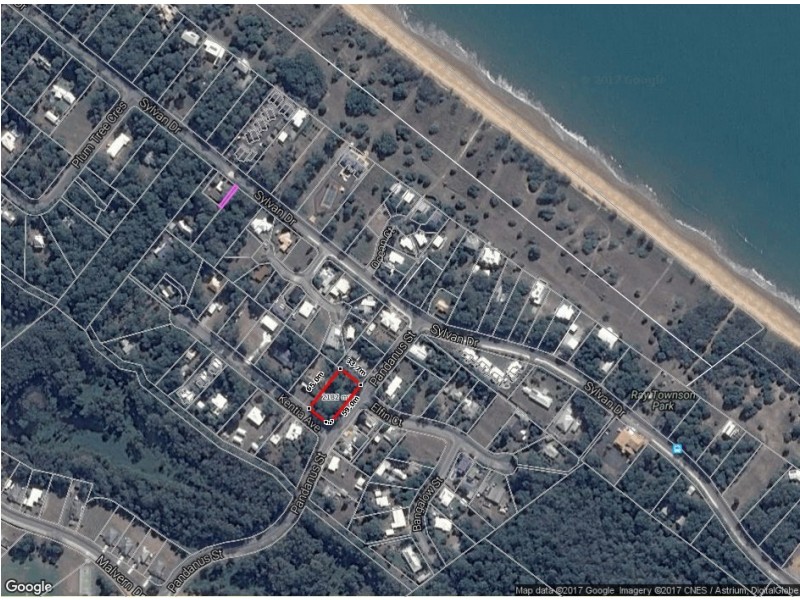 14 Kentia Avenue, Moore Park Beach QLD 4670