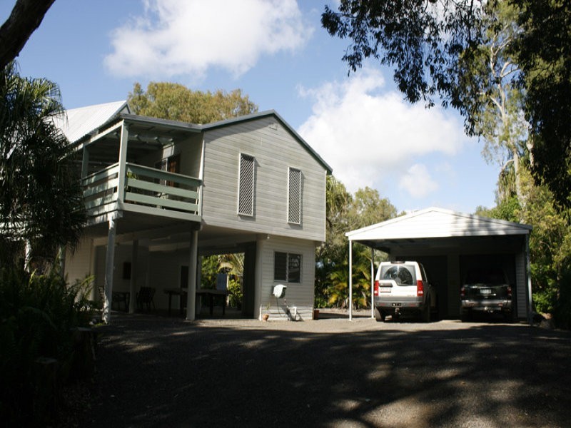 107 Sylvan Drive, Moore Park Beach QLD 4670