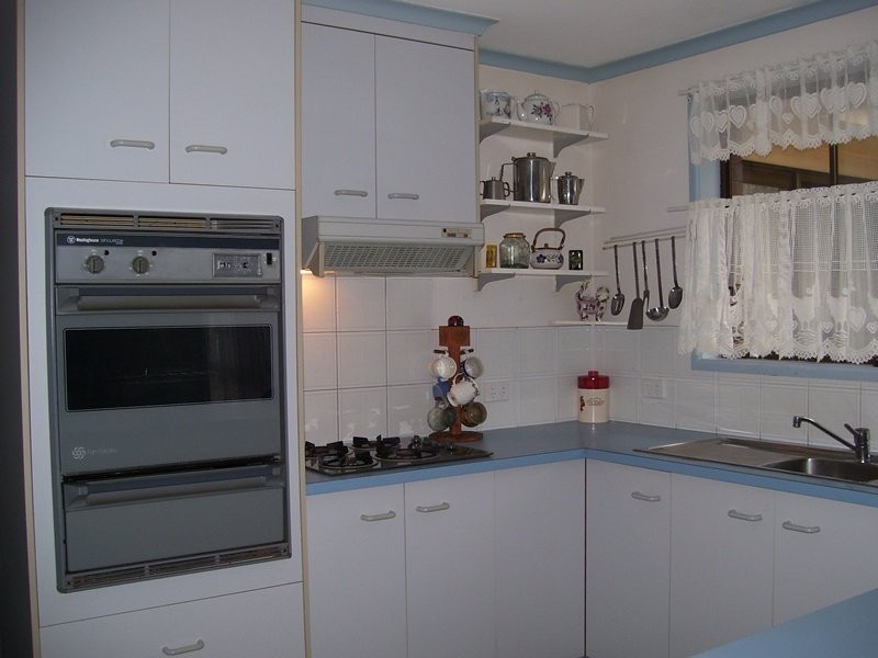 9 Palm Crt, Moore Park Beach QLD 4670
