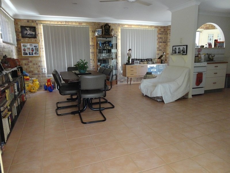 40 Island View Drive, Winfield QLD 4670