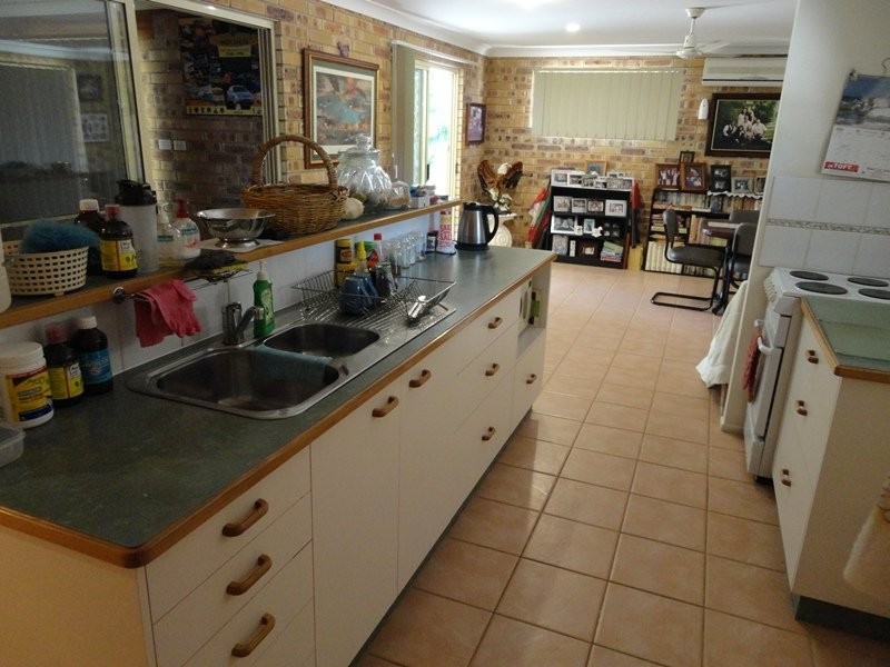 40 Island View Drive, Winfield QLD 4670