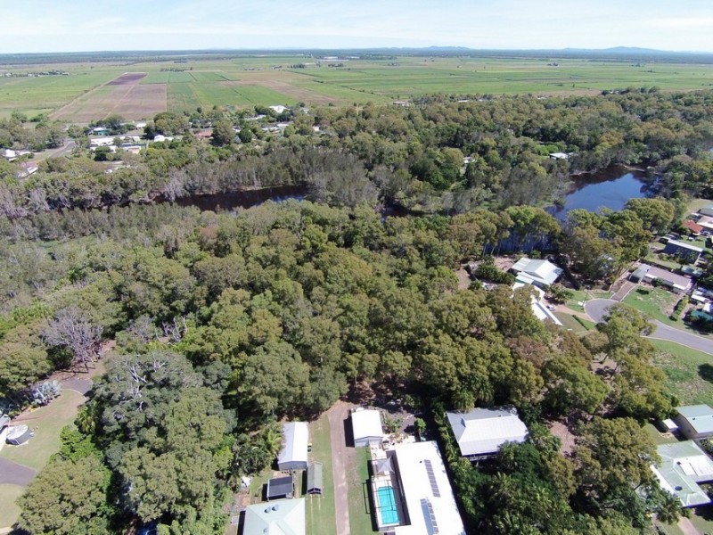 20 Lagoon Drive, Moore Park Beach QLD 4670