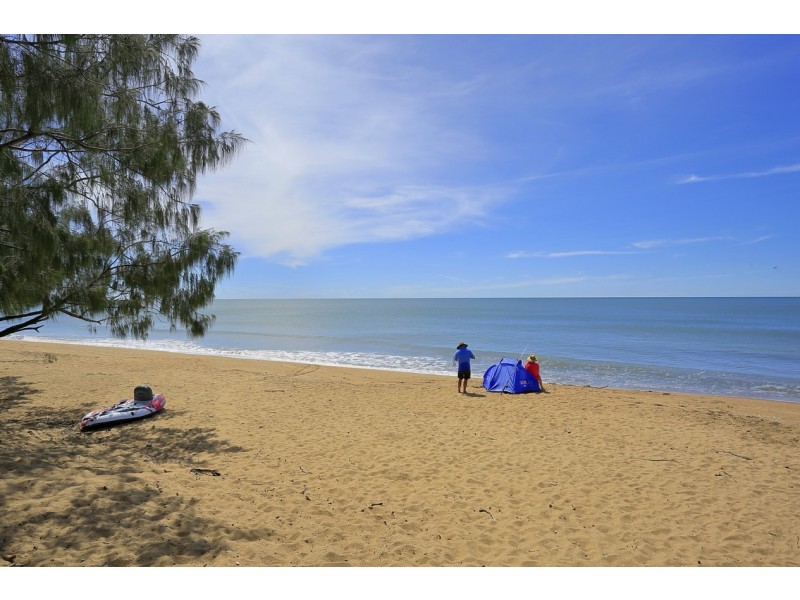 20 Lagoon Drive, Moore Park Beach QLD 4670