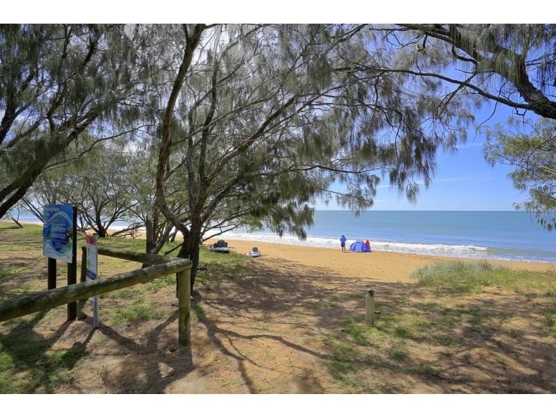 20 Lagoon Drive, Moore Park Beach QLD 4670