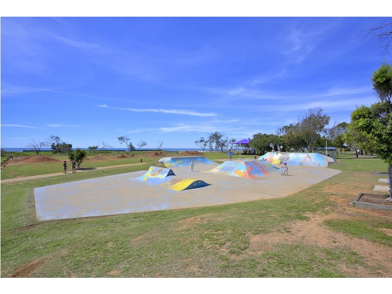 20 Lagoon Drive, Moore Park Beach QLD 4670