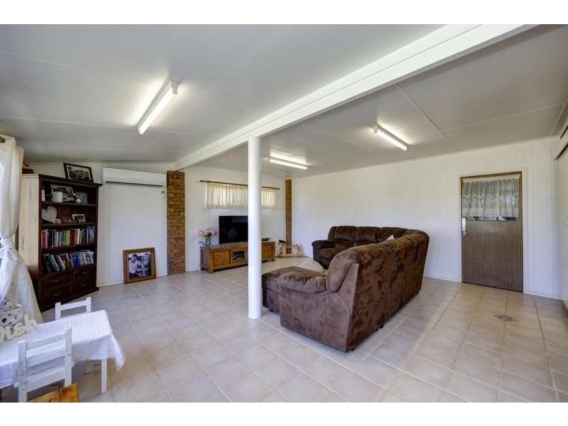 18 Rustic Road, Sharon QLD 4670