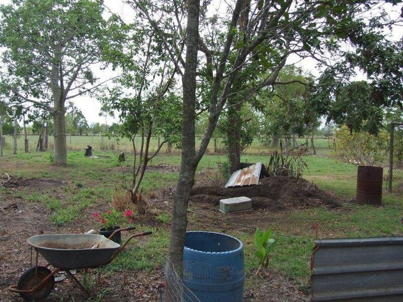 42 Mill Street, Wallaville QLD 4671