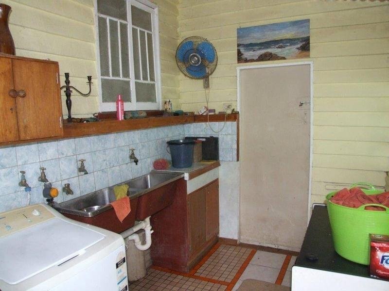 42 Mill Street, Wallaville QLD 4671