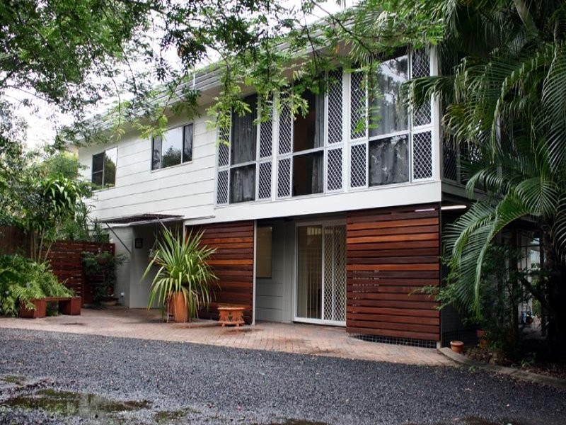 19 Samuels Rd, Branyan QLD 4670