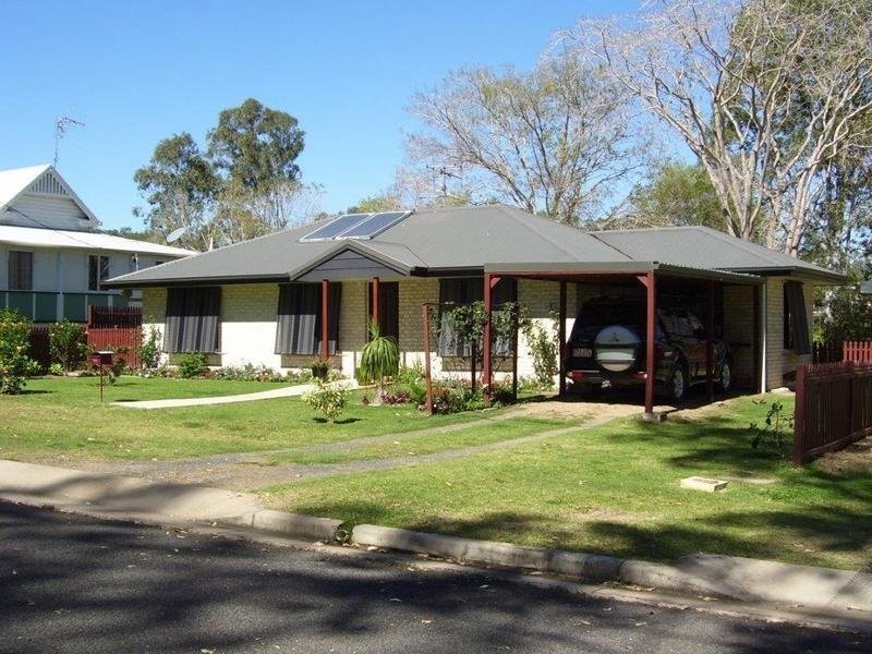 75 Elliott Street, Gin Gin QLD 4671