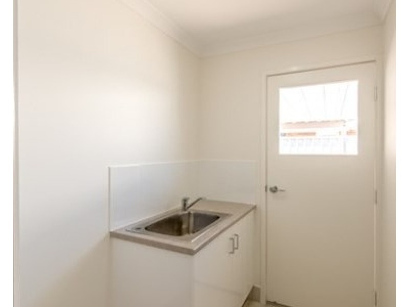 7/191 Barolin Street, Avenell Heights QLD 4670