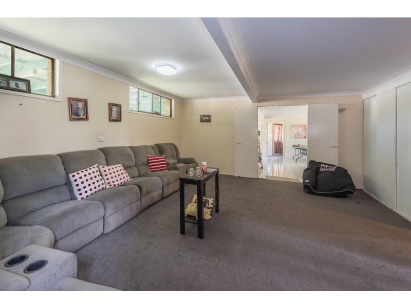 123 Jarretts Road, Woodgate QLD 4660