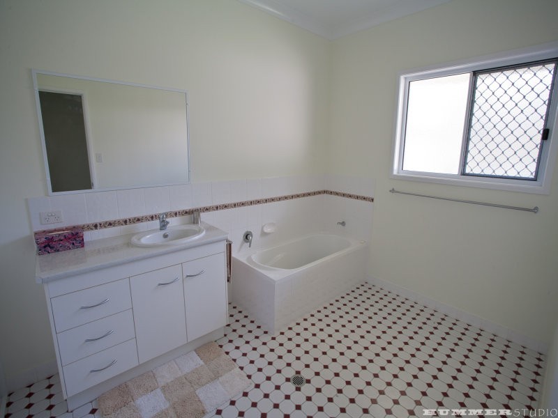 36 Workmans Rd, Sharon QLD 4670