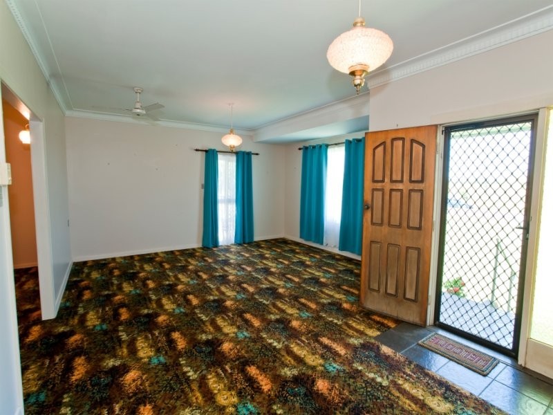 2246 Gin Gin Road, South Kolan QLD 4670