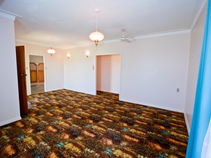2246 Gin Gin Road, South Kolan QLD 4670