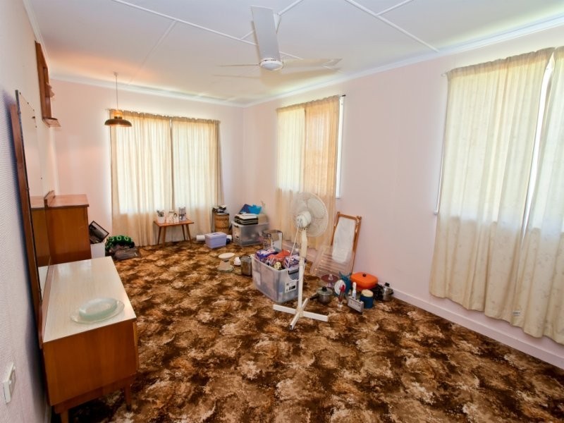 2246 Gin Gin Road, South Kolan QLD 4670