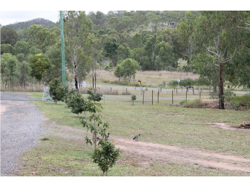 7 Evans Street, Mount Perry QLD 4671