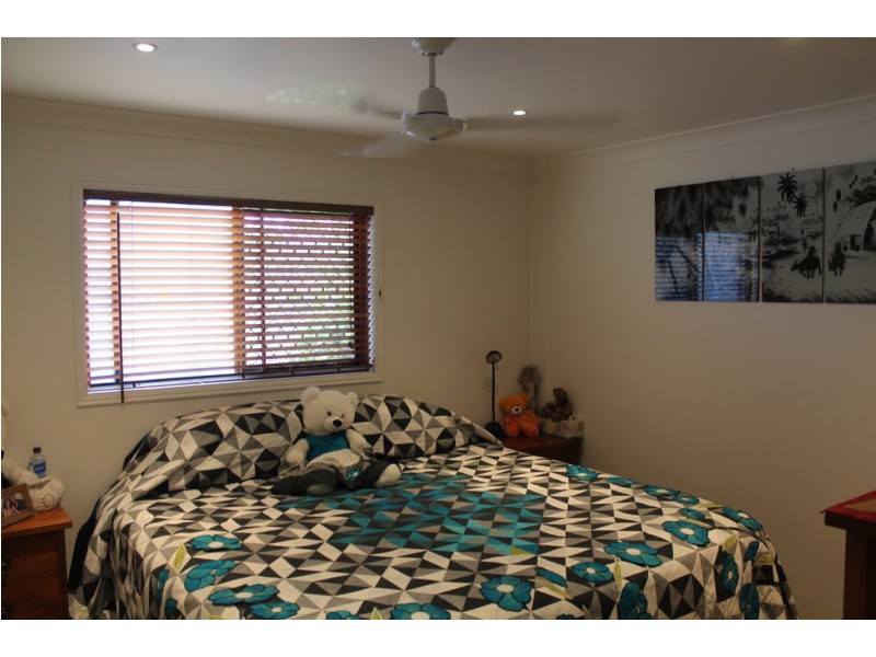 7 Evans Street, Mount Perry QLD 4671