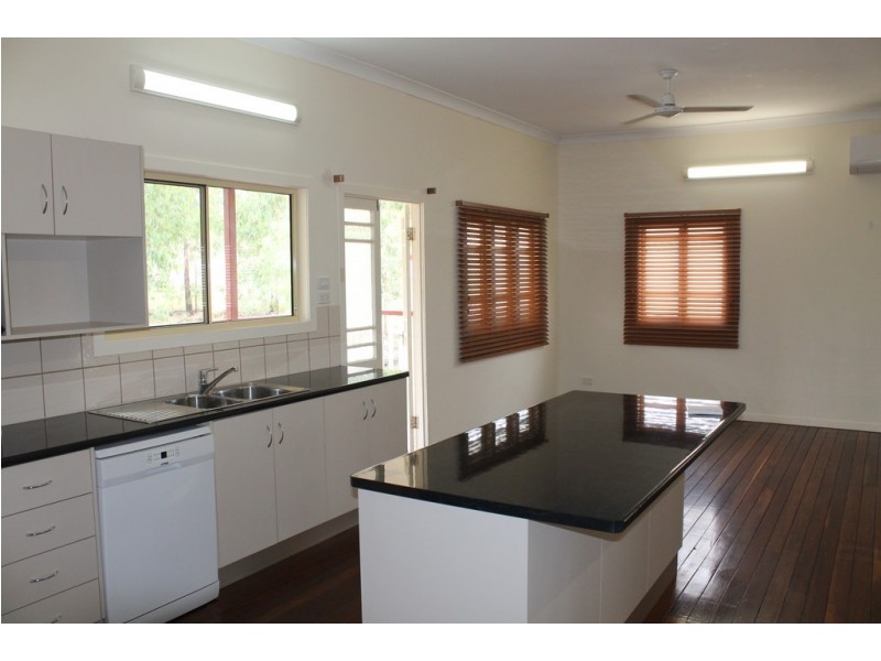 3 Evans Street, Mount Perry QLD 4671