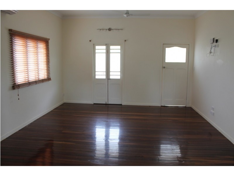 3 Evans Street, Mount Perry QLD 4671