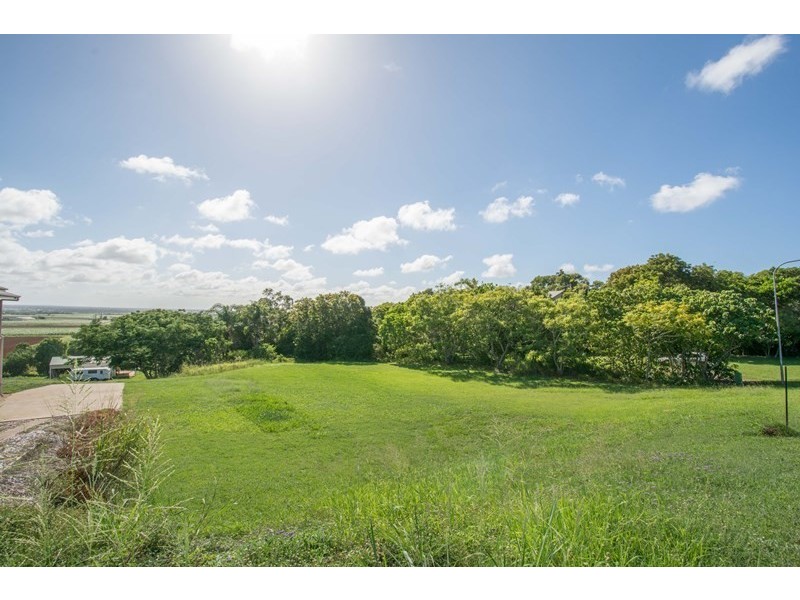 19 Finemore Crescent, Qunaba QLD 4670