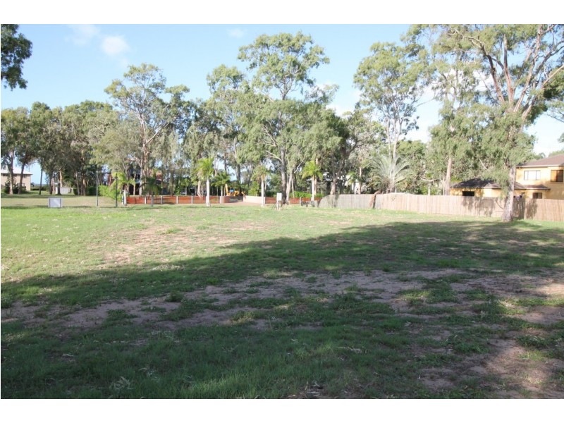7 Royal Boulevard, Moore Park Beach QLD 4670