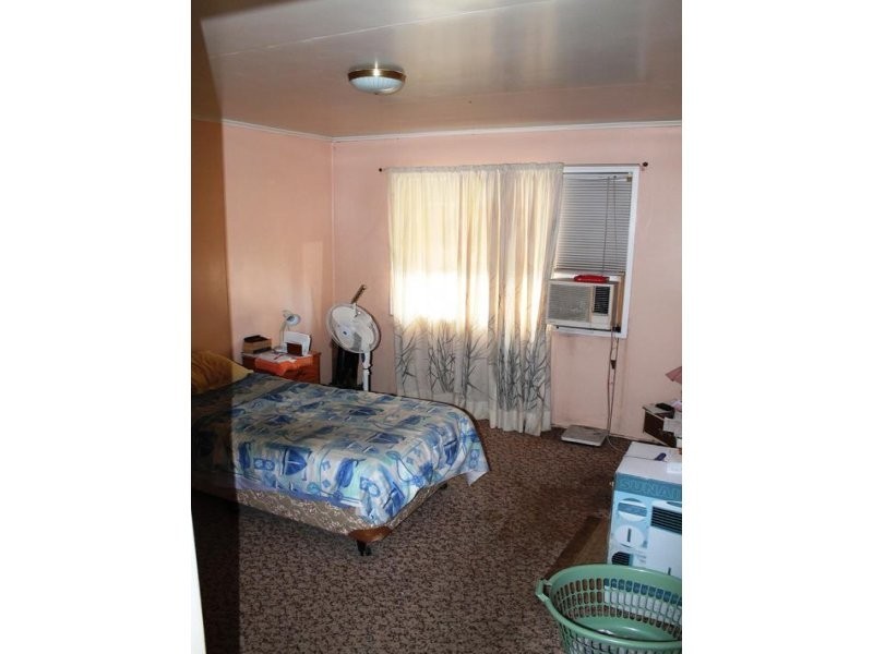 34 Fairymead Road, Bundaberg North QLD 4670