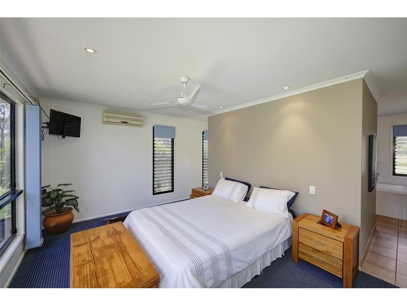 7 Sea Eagle Close, Moore Park Beach QLD 4670