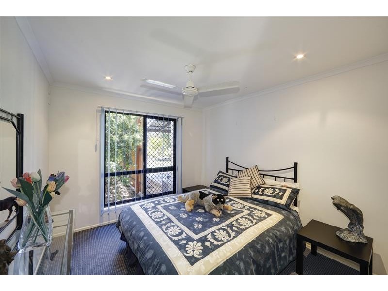7 Sea Eagle Close, Moore Park Beach QLD 4670