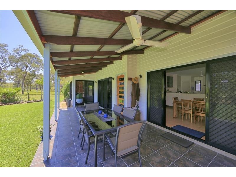 7 Sea Eagle Close, Moore Park Beach QLD 4670